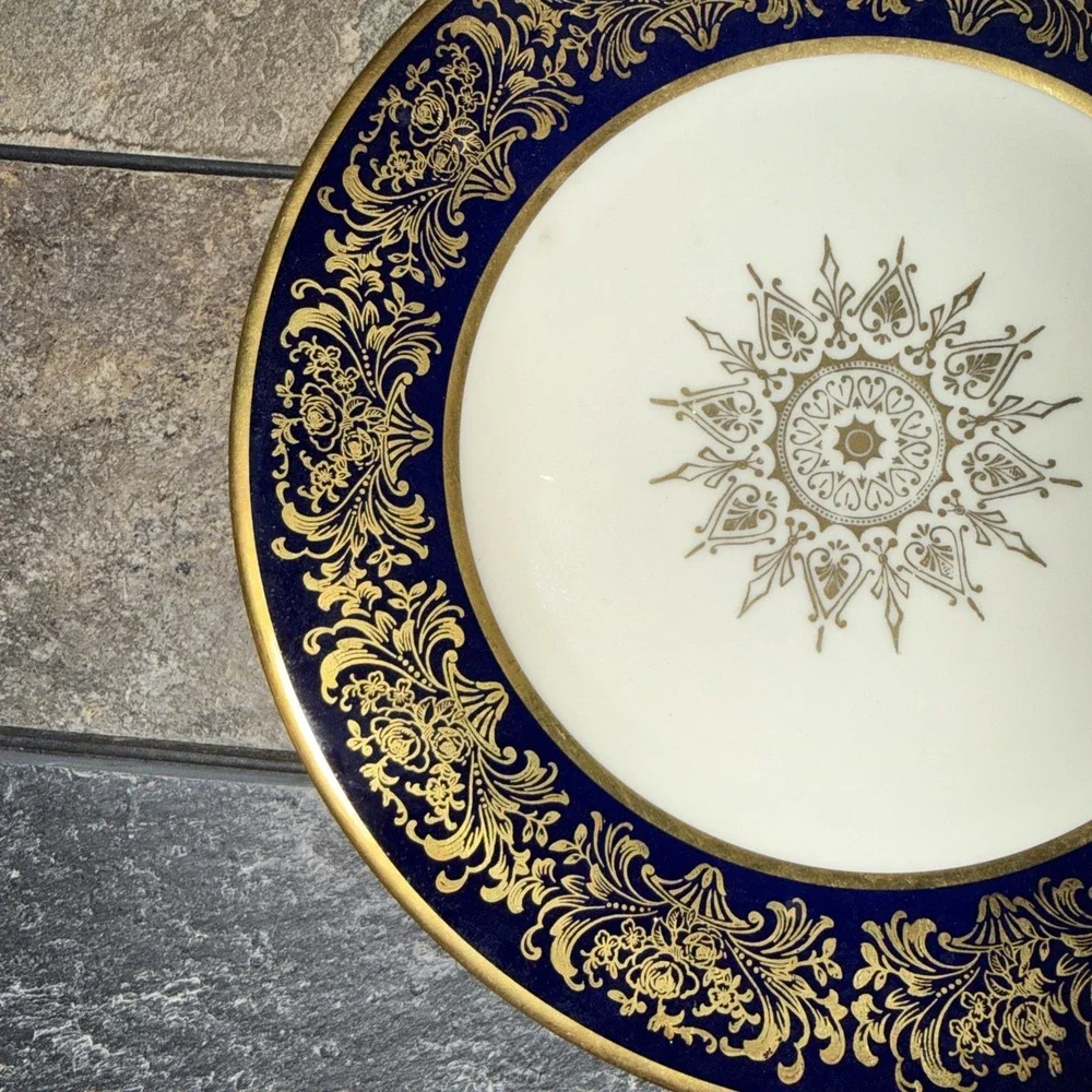 Alka Bavaria Gold Gilt Leaf & Cobalt Blue 7 7/8 Inch Plate Circa 1938-1958